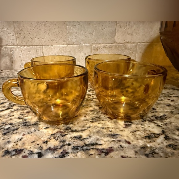 Vintage Amber Indiana Glass Sunburst Teacups. - Picture 5 of 7
